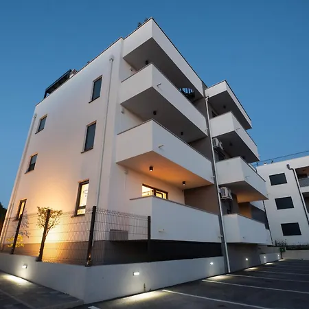 Olive Hills * Zadar